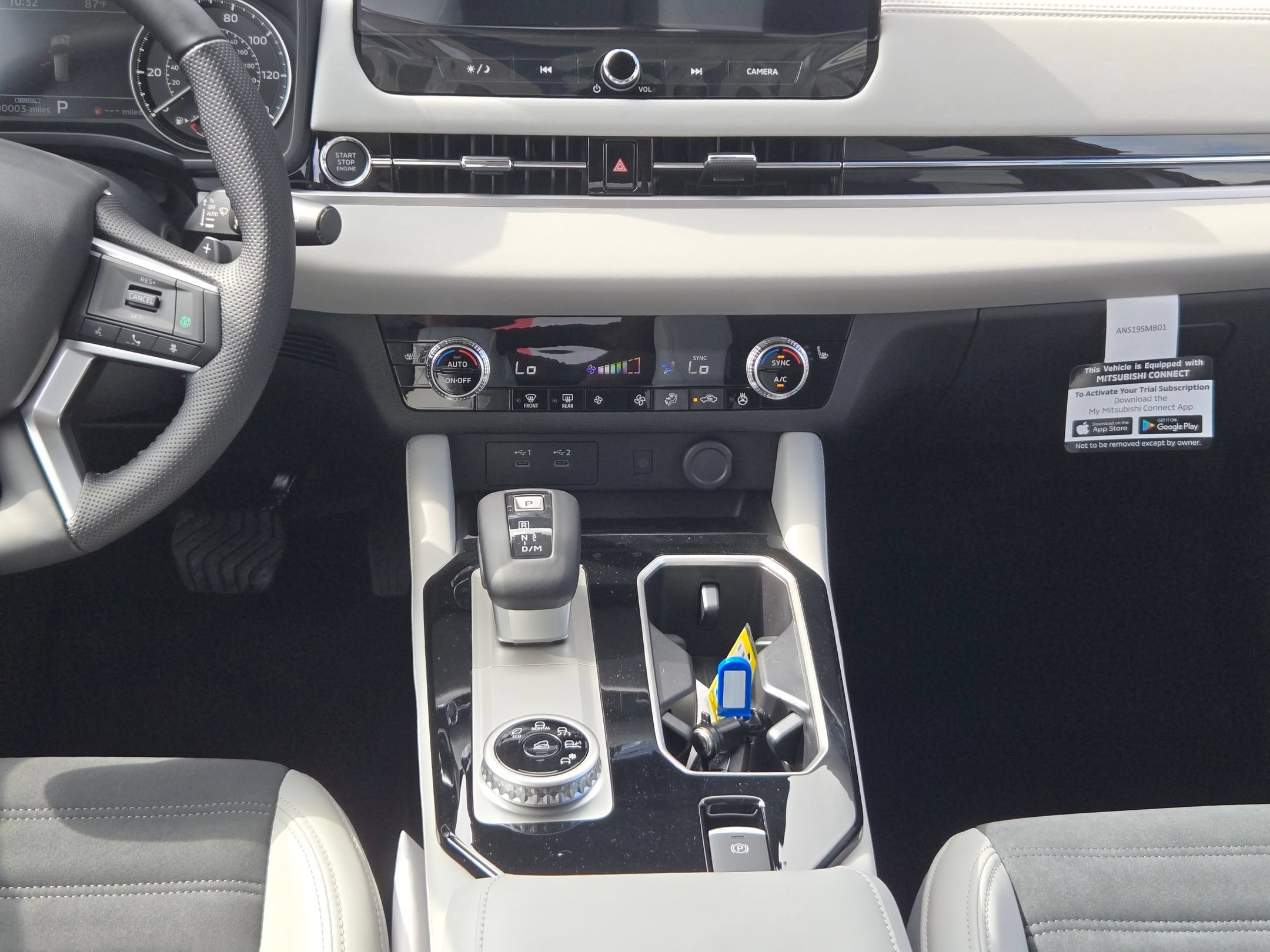 New 2026 Mitsubishi Outlander SE FWD image 16