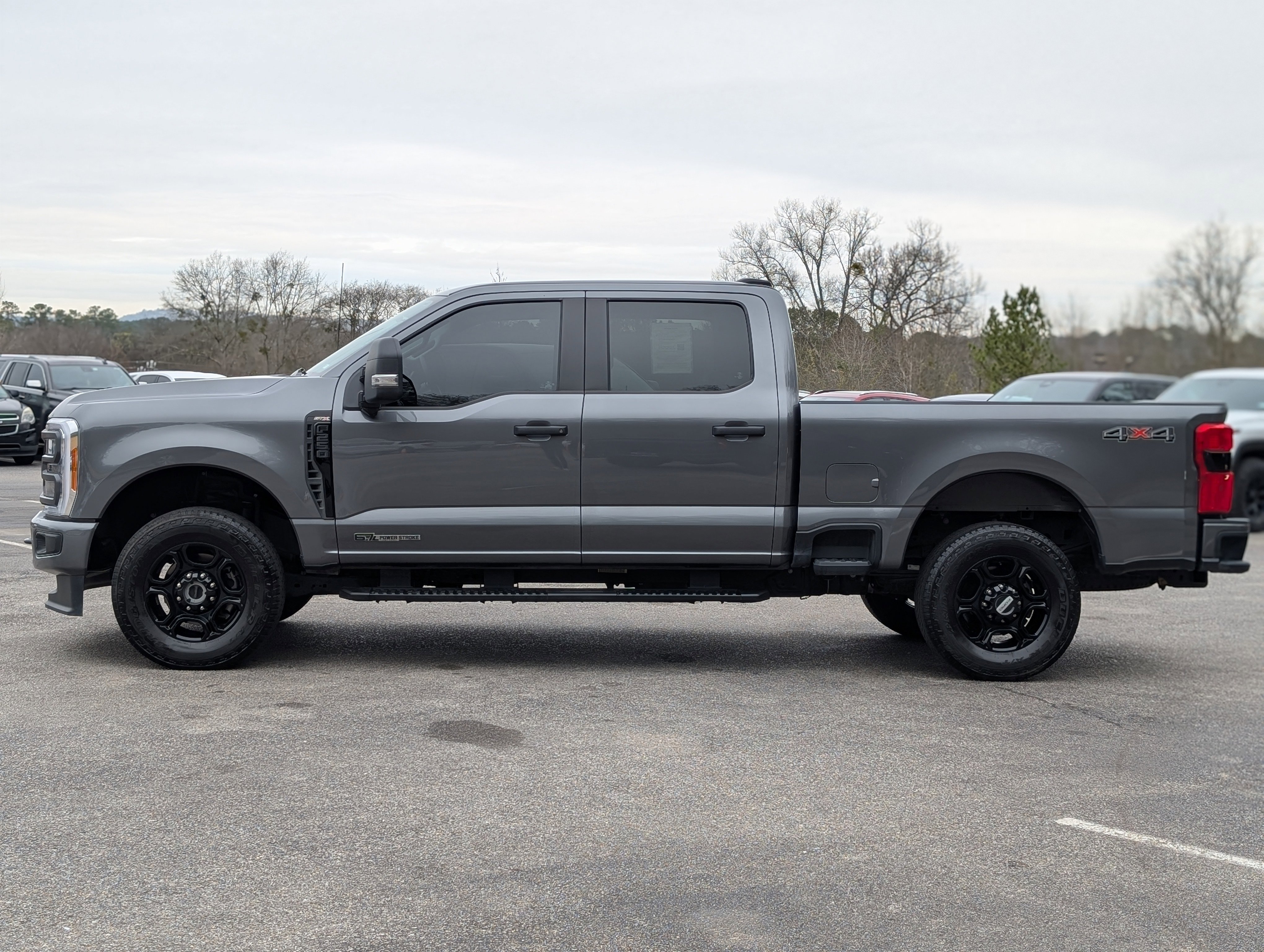 Used 2023 Ford F250 XL w/ STX Appearance Package image 6