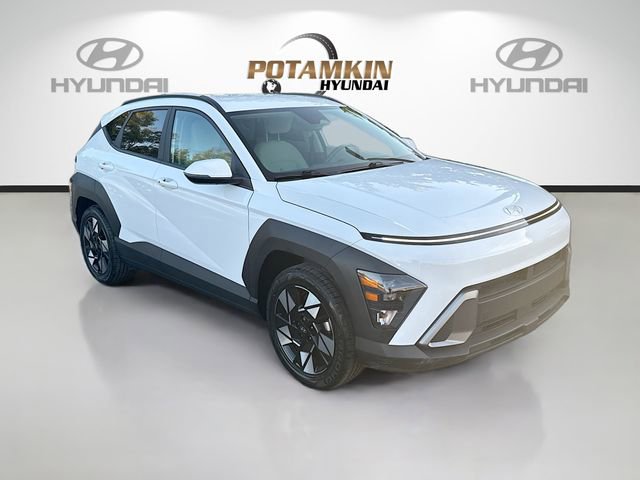 Used 2024 Hyundai Kona SEL image 3