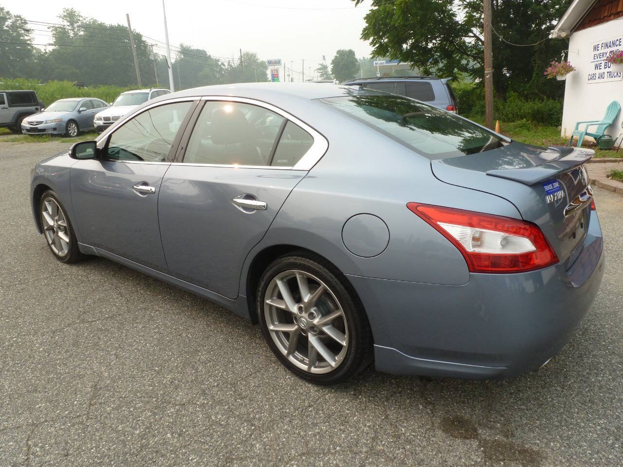 Used 2011 Nissan Maxima 3.5 SV w/ Sport Pkg FWD image 9