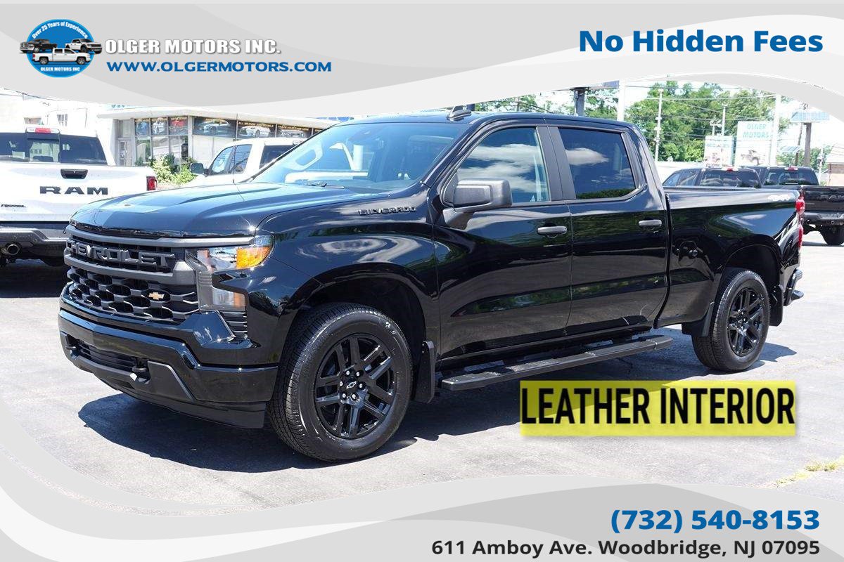 Used 2024 Chevrolet Silverado 1500 Custom AWD/4WD image 1