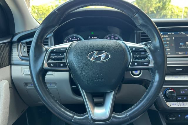 Used 2018 Hyundai Sonata Limited w/ Limited Ultimate Package 03 FWD image 26