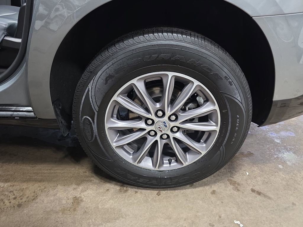 Certified 2023 Buick Enclave Essence image 37