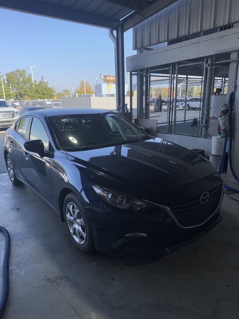 Used 2016 MAZDA MAZDA3 i Sport image 3