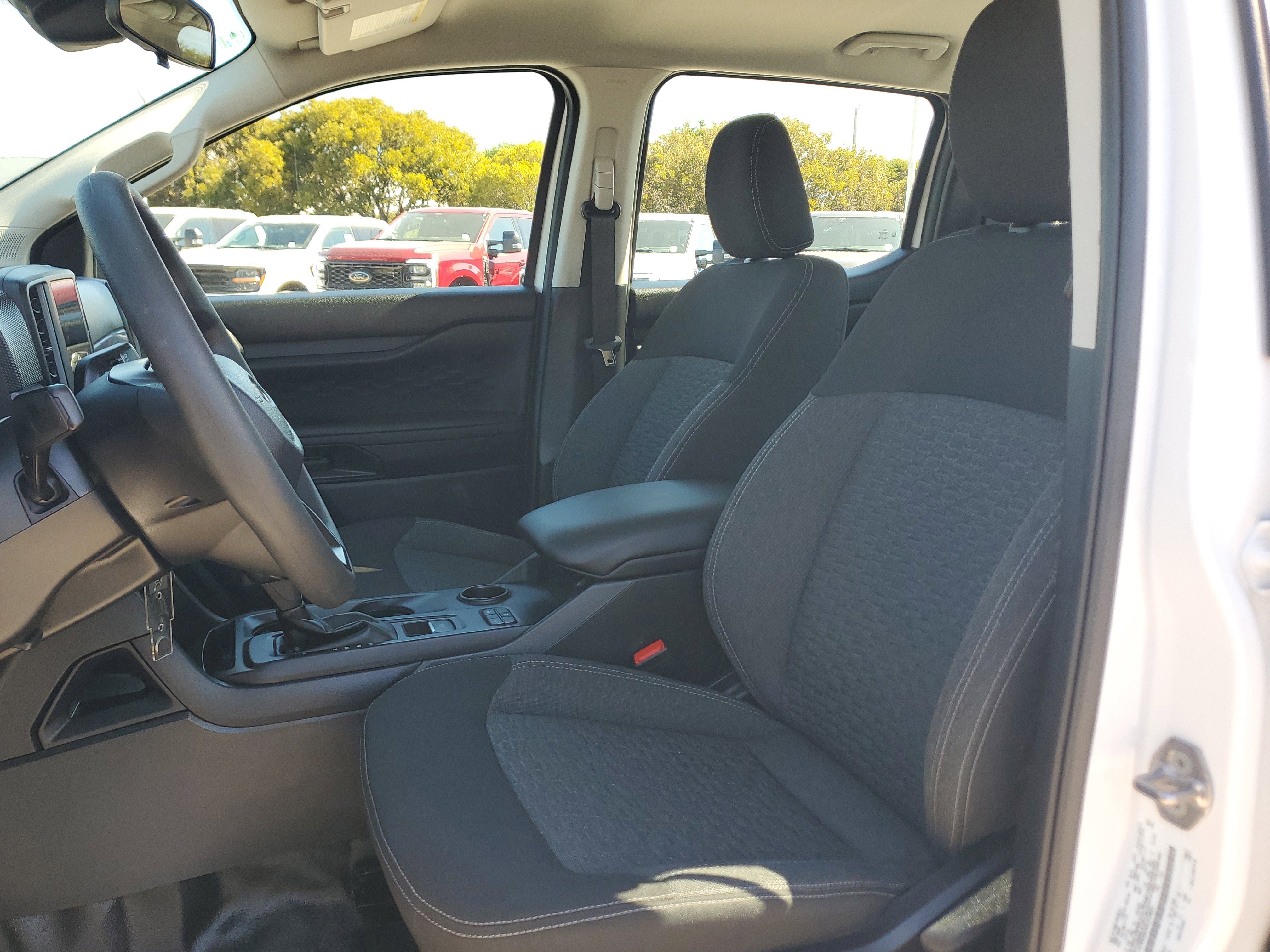 Used 2025 Ford Ranger XL image 11