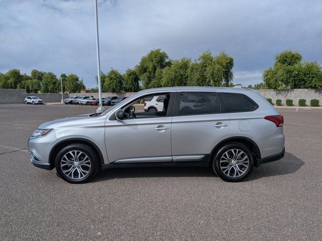 Used 2018 Mitsubishi Outlander ES image 9