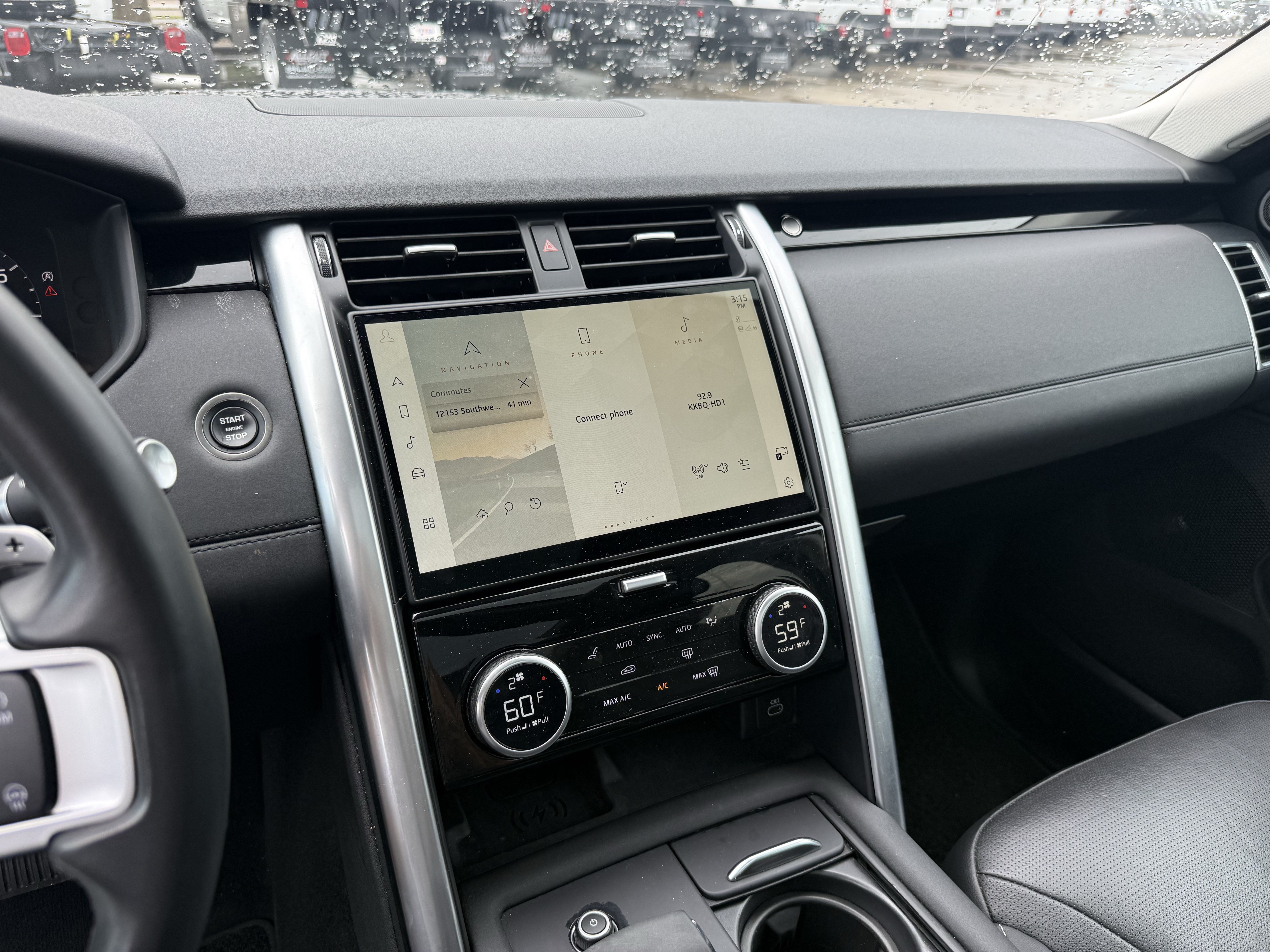 Used 2024 Land Rover Discovery S AWD/4WD image 19