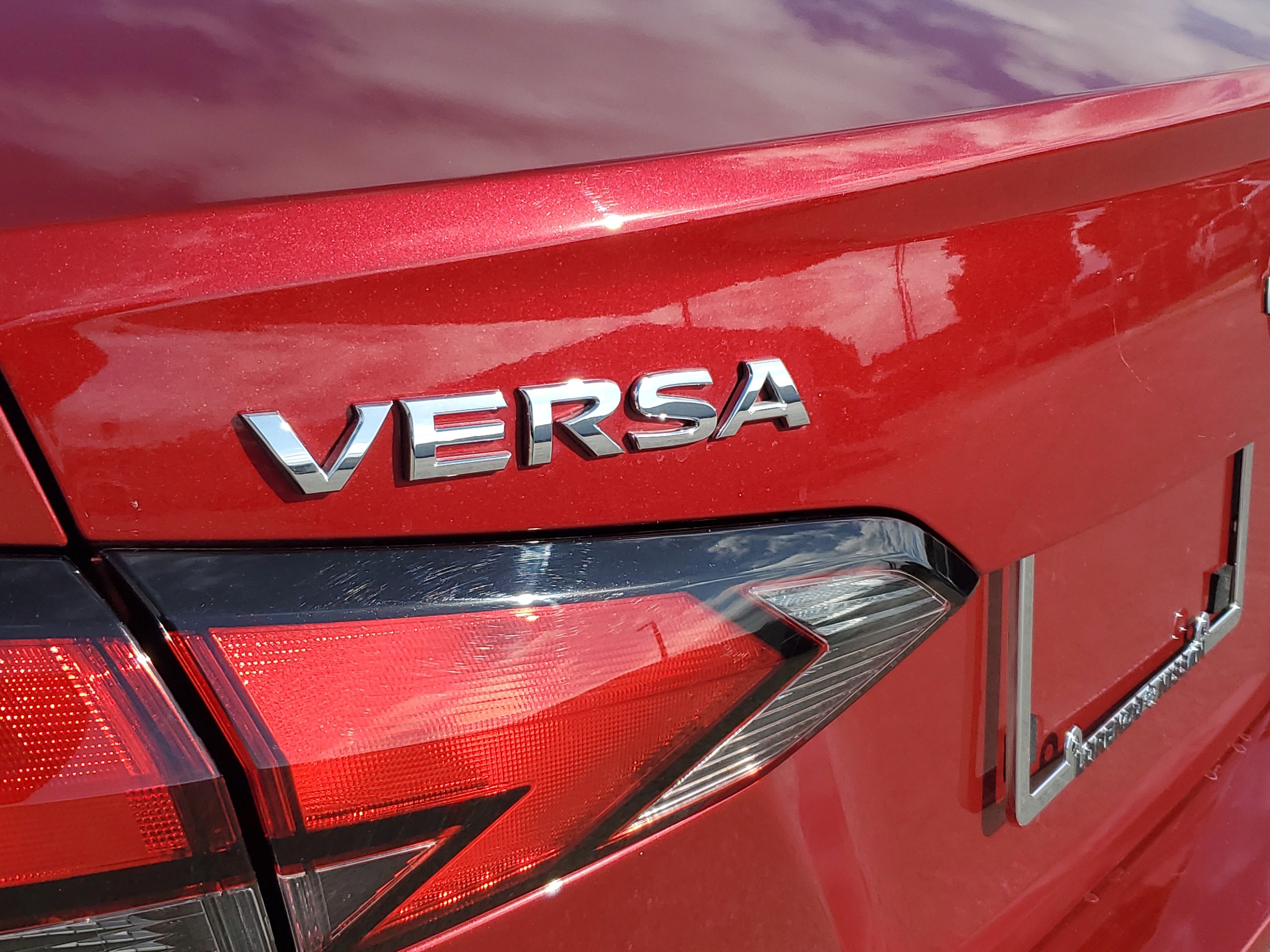 Certified 2025 Nissan Versa SV image 29