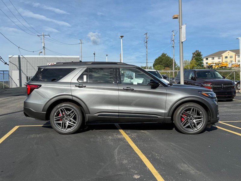 New 2027 Ford Explorer ST w/ Sun And Sound Package AWD/4WD image 2