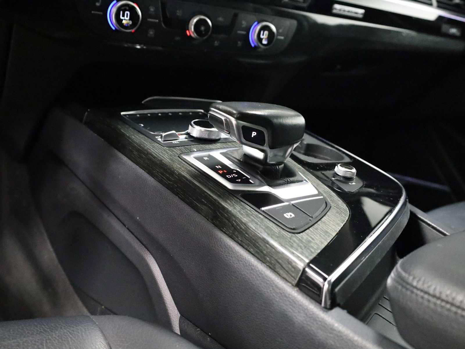 Used 2019 Audi Q7 3.0T Premium Plus AWD/4WD image 27