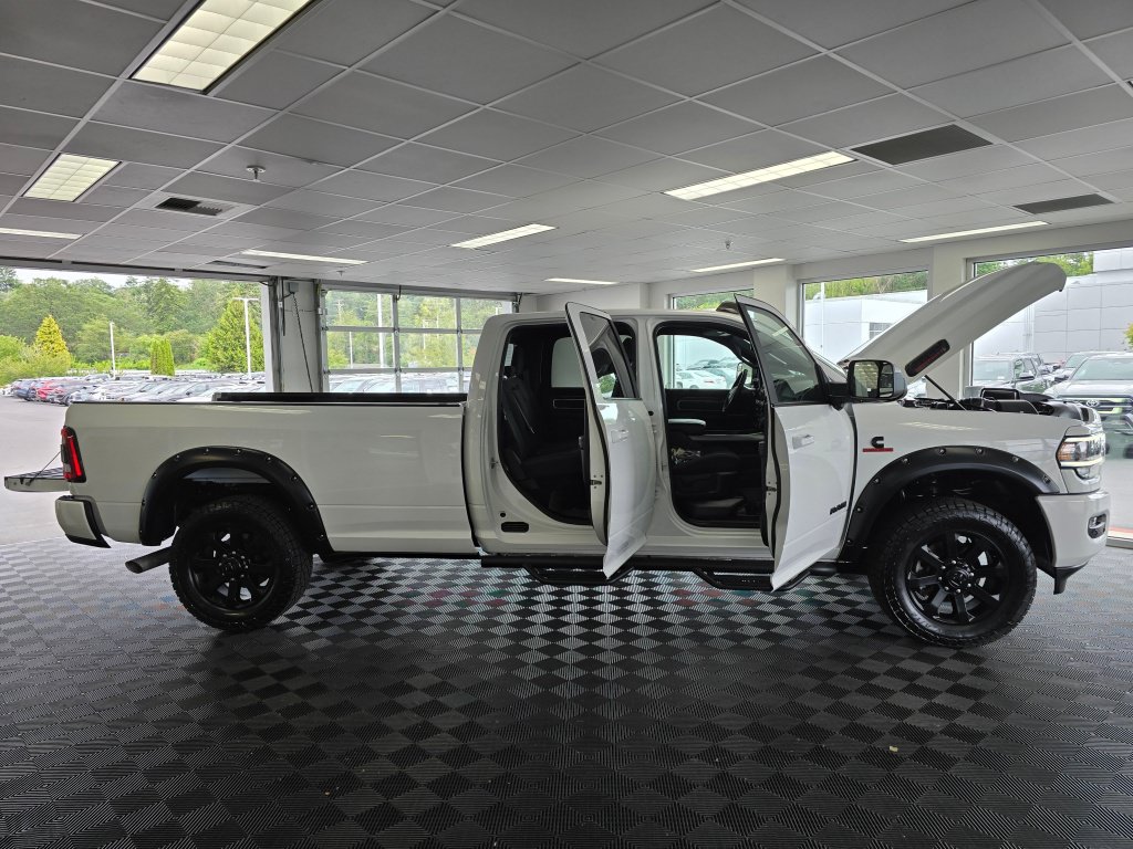 Used 2021 RAM 3500 Big Horn w/ Level B Equipment Group AWD/4WD image 17