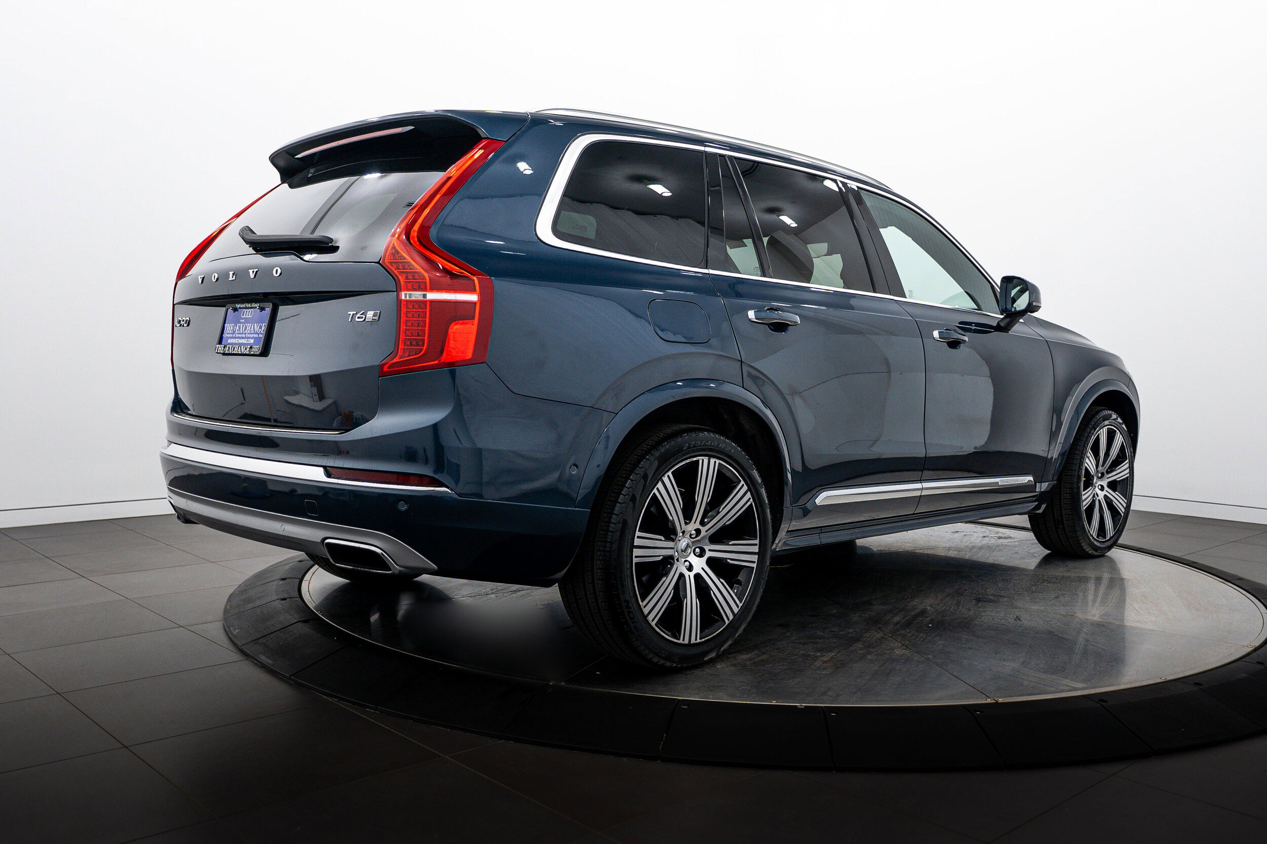 Used 2020 Volvo XC90 T6 Inscription w/ Protection Package Premier AWD/4WD image 4