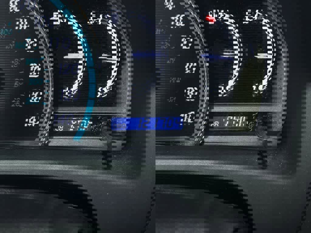 Used 2012 Toyota Venza LE w/ LE Convenience Pkg image 19