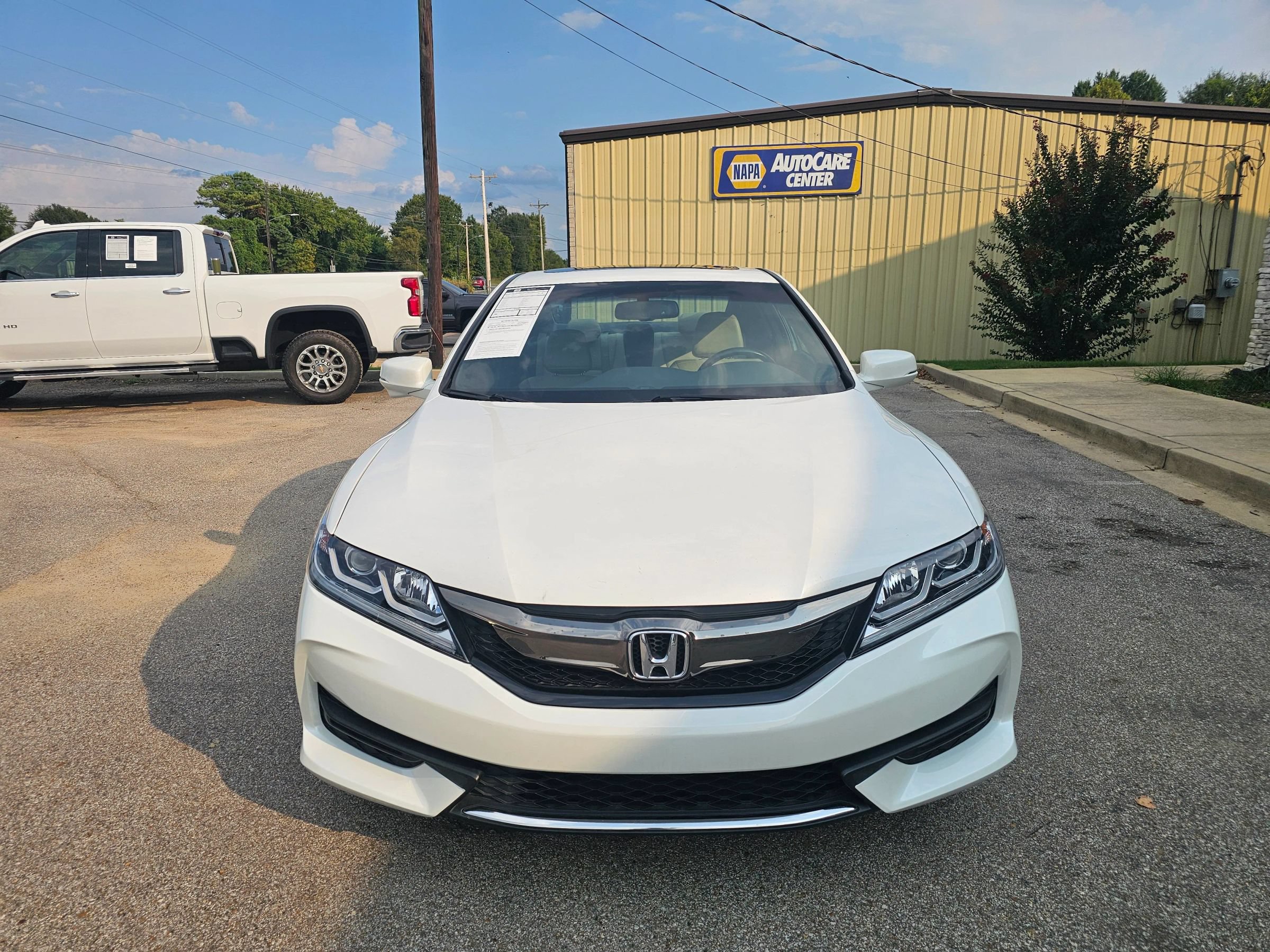 Used 2016 Honda Accord EX-L image 5