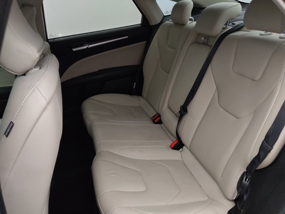 Used 2018 Ford Fusion Titanium FWD image 18