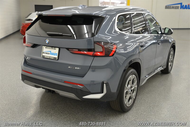 Used 2023 BMW X1 xDrive28i w/ Convenience Package AWD/4WD image 10
