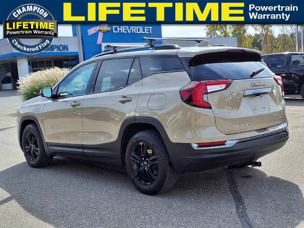 Used 2022 GMC Terrain AT4 w/ LPO, Floor Liner Package AWD/4WD image 7
