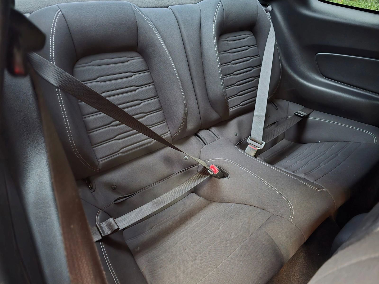 Used 2016 Ford Mustang Coupe image 12