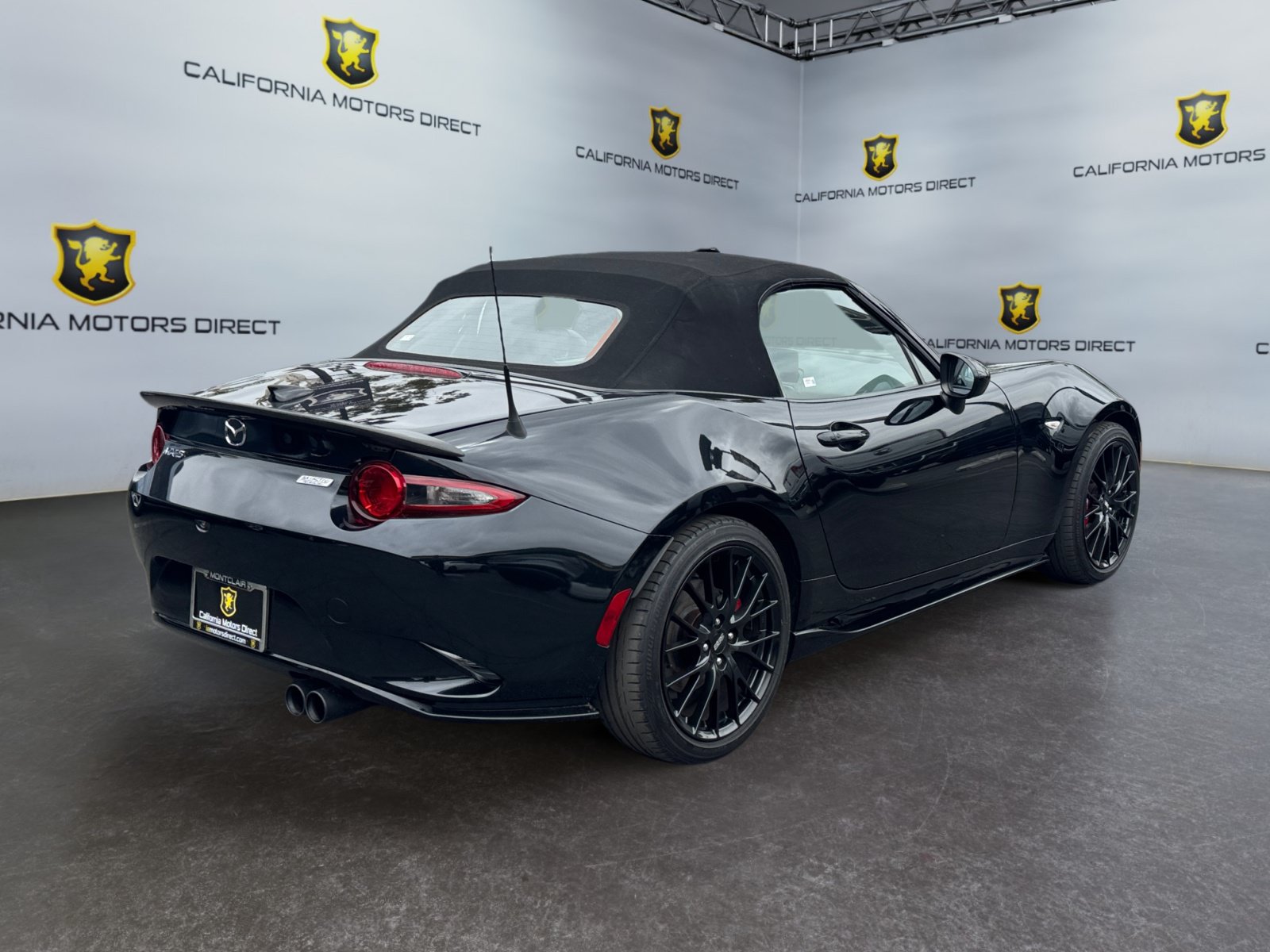 Used 2019 MAZDA MX-5 Miata Club w/ Brembo/BBS Package RWD image 5