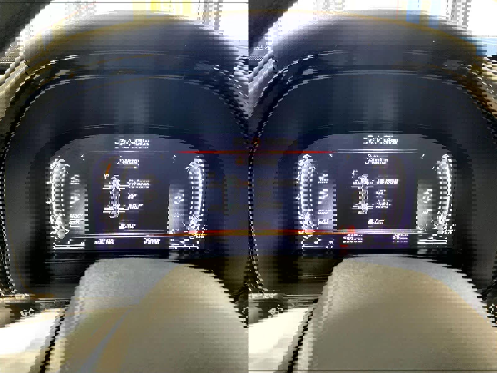 Used 2023 INFINITI QX60 Luxe w/ Performance Audio Package AWD/4WD image 26