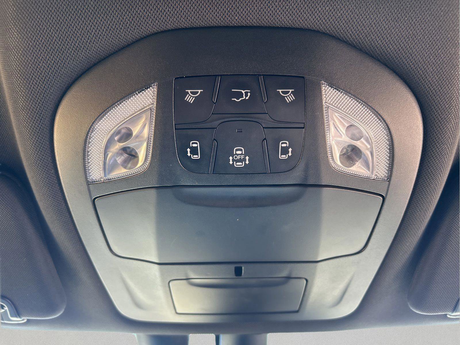 Certified 2021 Chrysler Pacifica Touring-L w/ S Appearance Package image 36