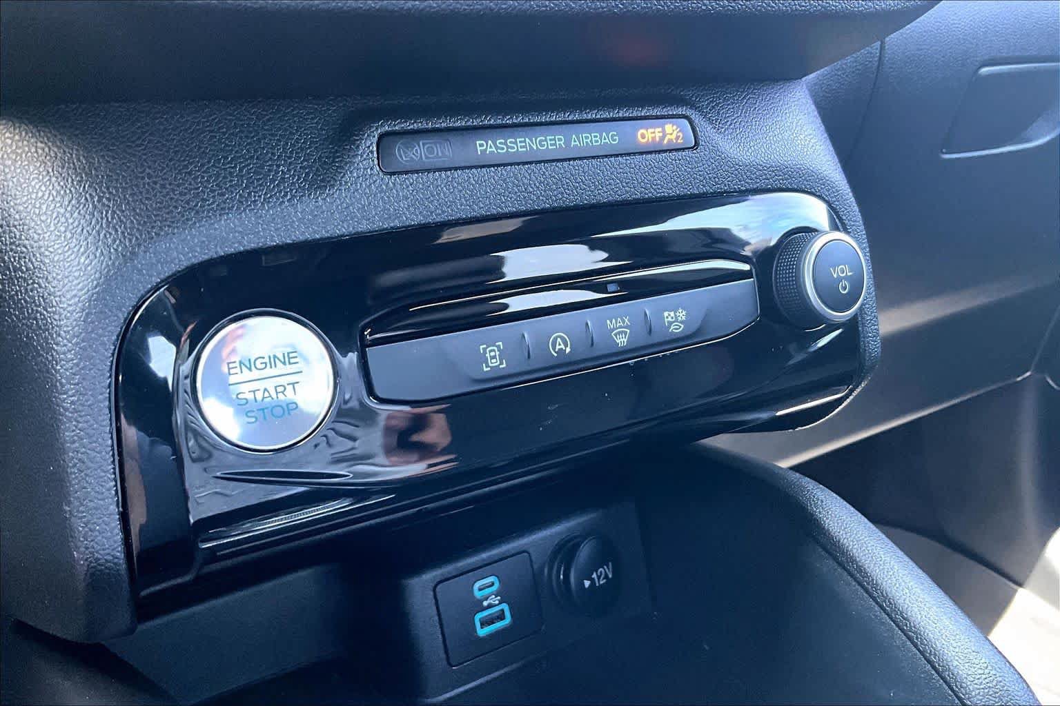 Used 2023 Ford Escape ST-Line w/ Tech Pack #1 FWD image 33