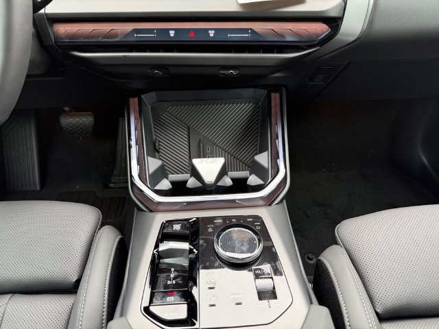 New 2026 BMW X3 xDrive30i w/ Convenience Package AWD/4WD image 11