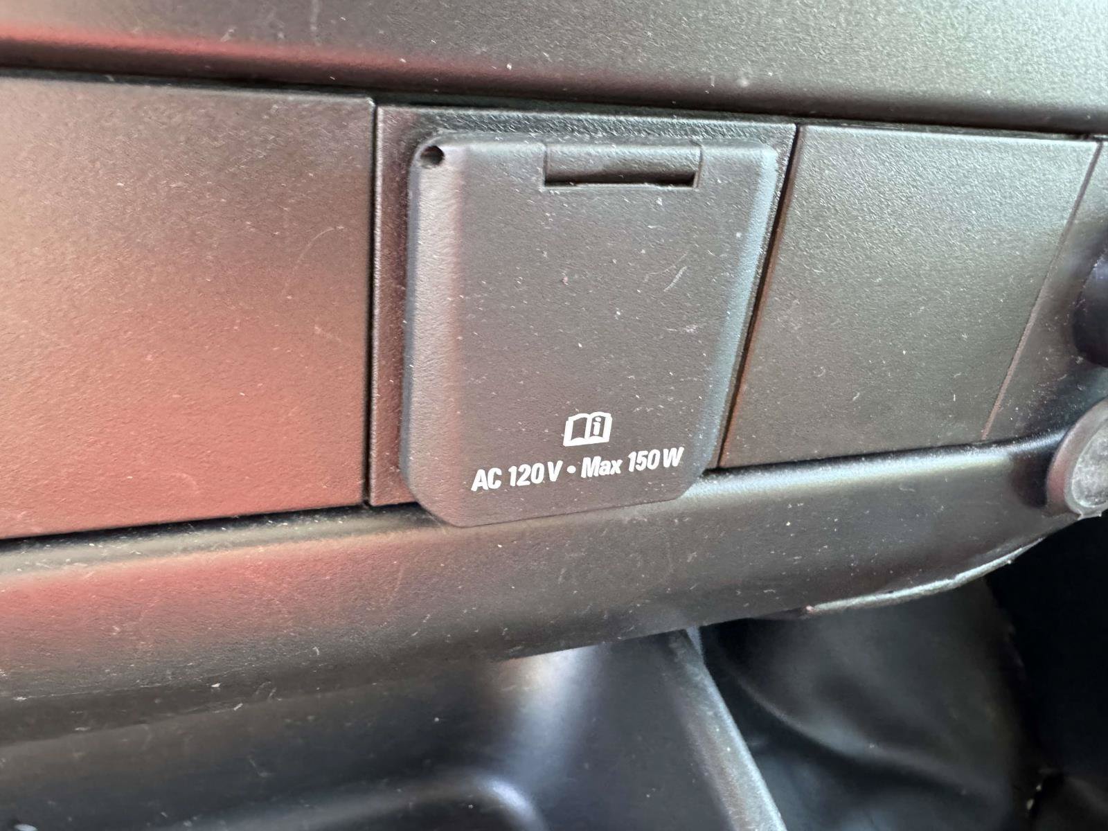 Used 2025 GMC Savana 2500 w/ Driver Convenience Package RWD image 32