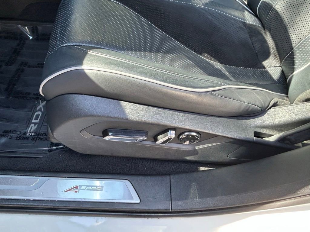 Used 2019 Acura RDX A-Spec image 16