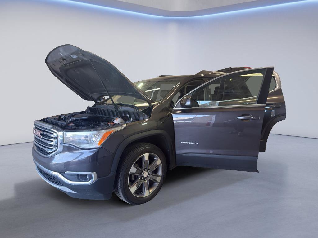 Used 2019 GMC Acadia SLT w/ LPO, Cargo Package AWD/4WD image 11