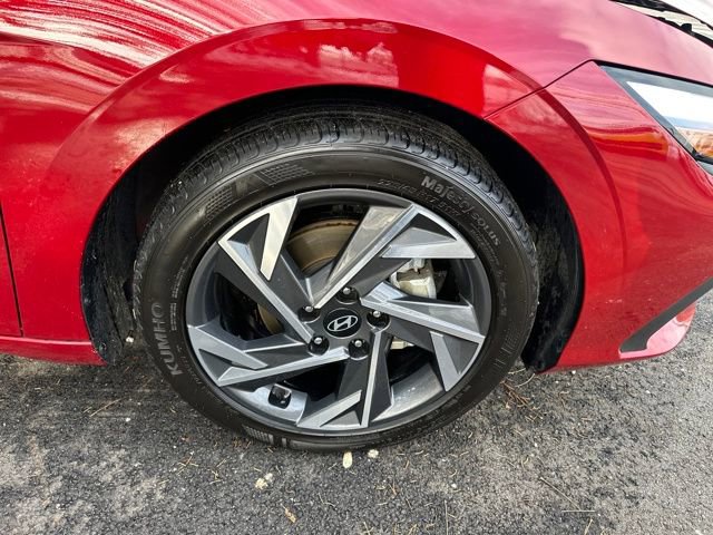 Used 2025 Hyundai Elantra Sport image 22