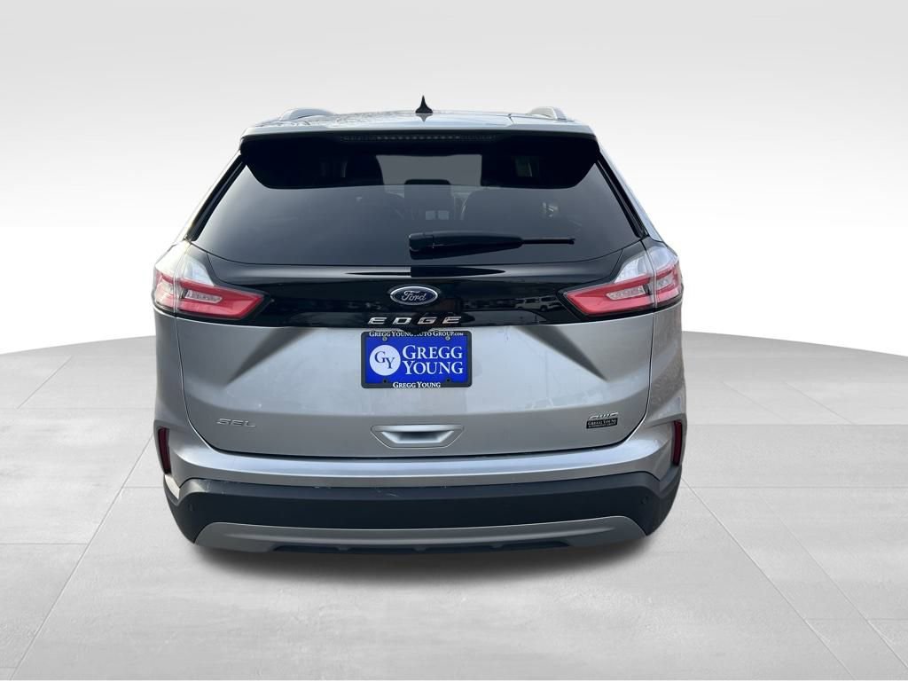 Used 2024 Ford Edge SEL w/ Convenience Package image 5