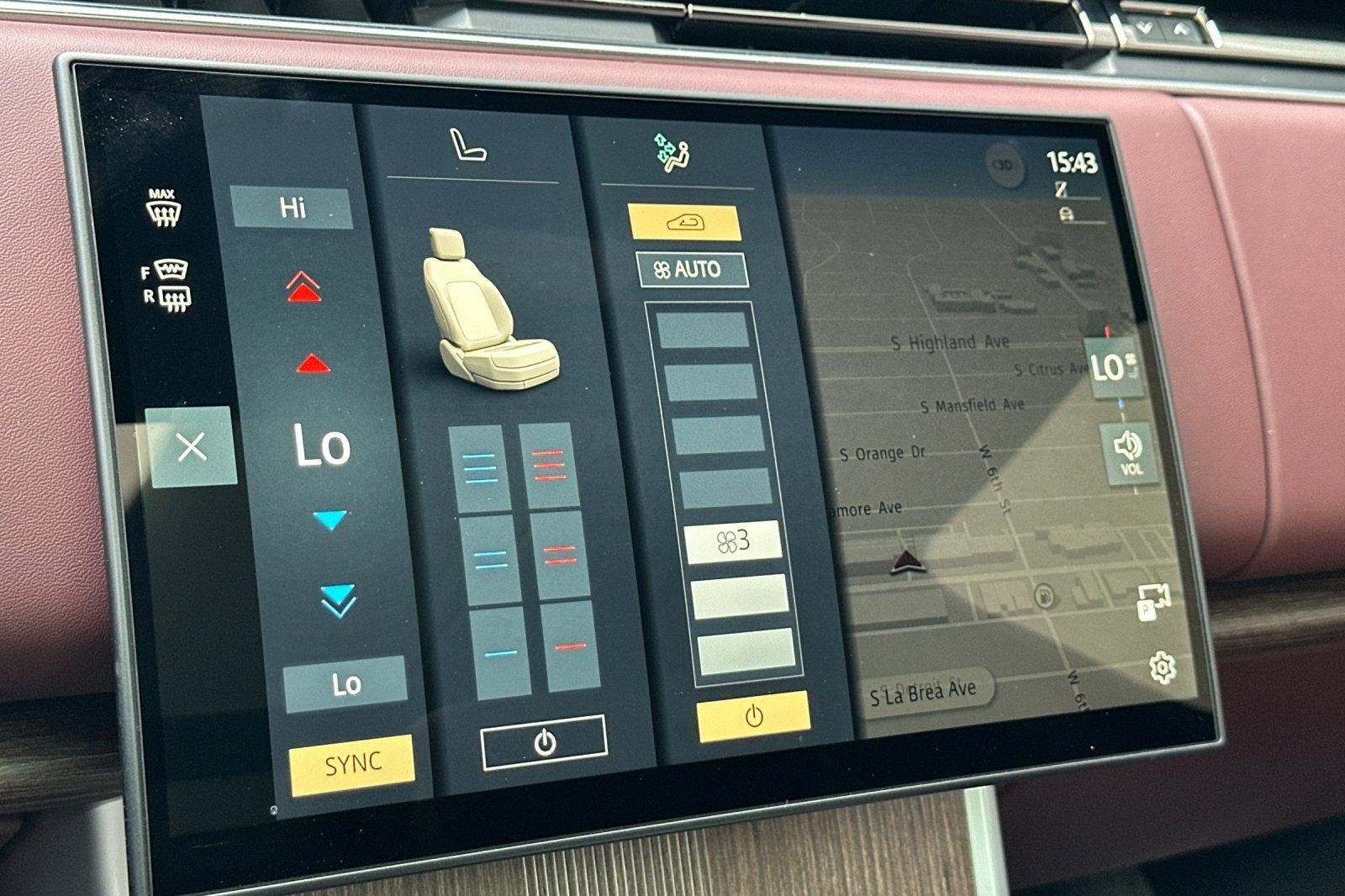 Used 2025 Land Rover Range Rover Long Wheelbase Autobiography image 30