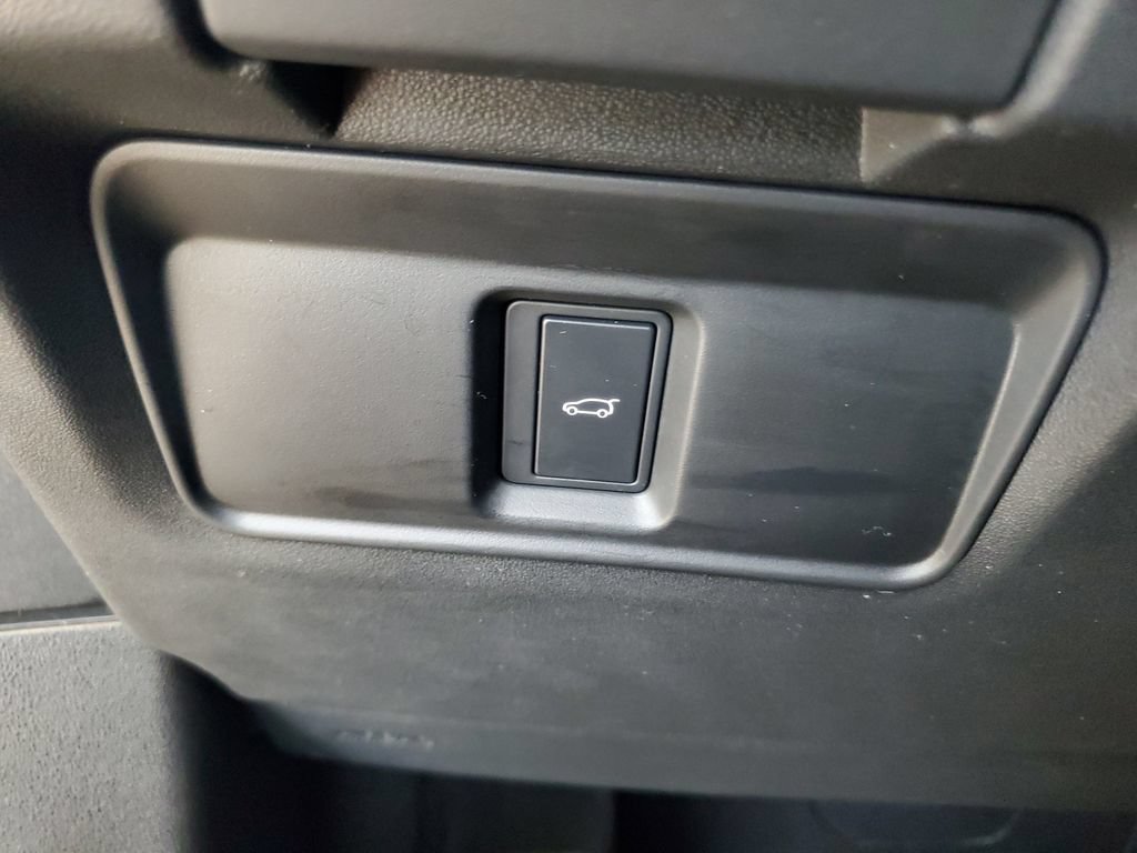 Used 2025 Land Rover Range Rover Evoque S AWD/4WD image 15