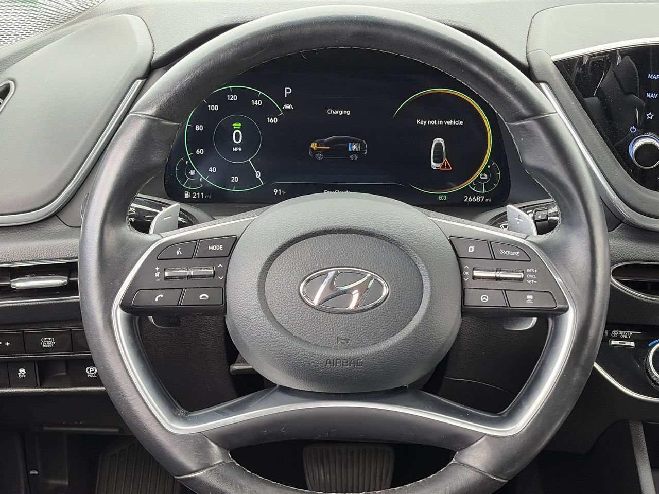 Certified 2023 Hyundai Sonata Limited FWD image 21