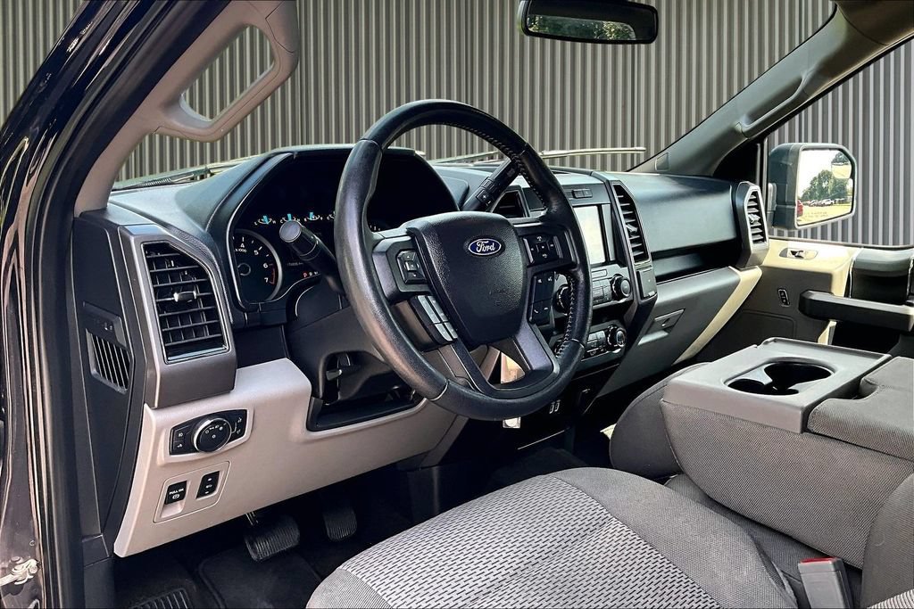 Used 2020 Ford F150 XLT w/ Equipment Group 302A Luxury AWD/4WD image 18