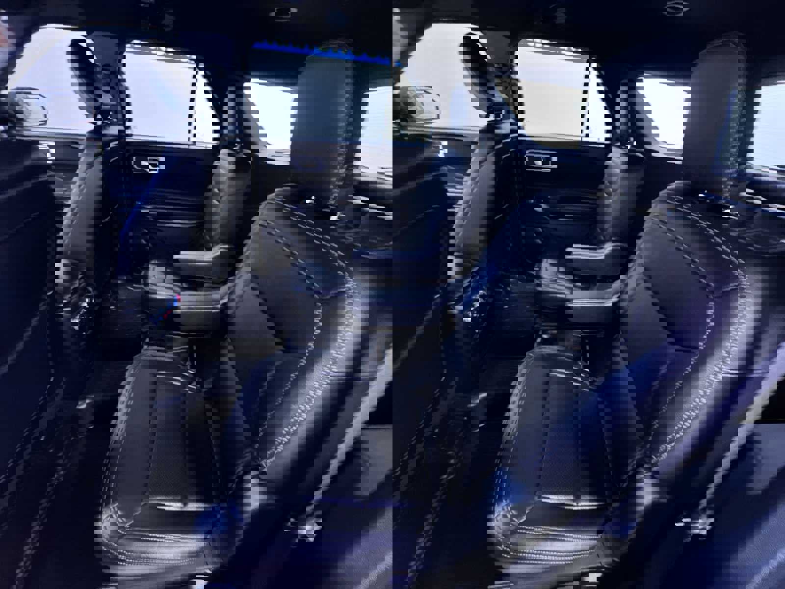 Used 2020 Ford Explorer XLT w/ Comfort Package image 36