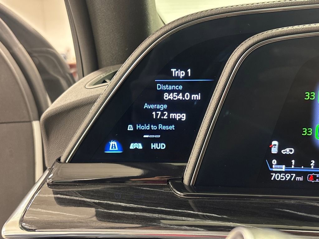 Certified 2023 Cadillac Escalade Sport w/ LPO, ONYX Package image 42