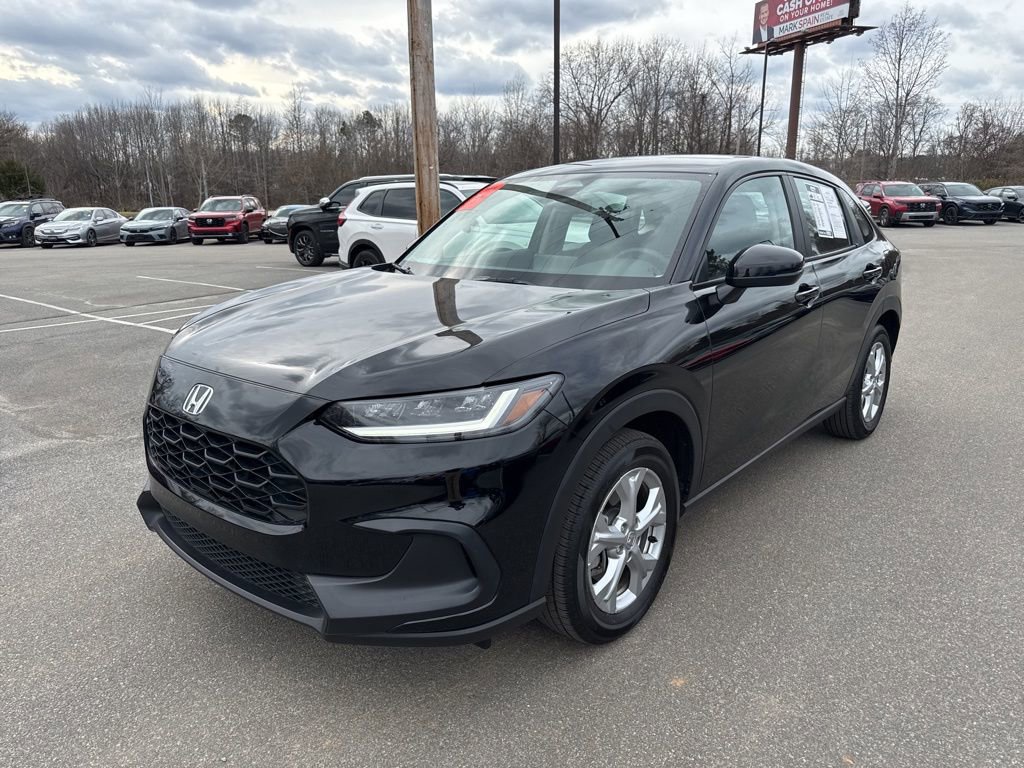 Used 2025 Honda HR-V LX image 3