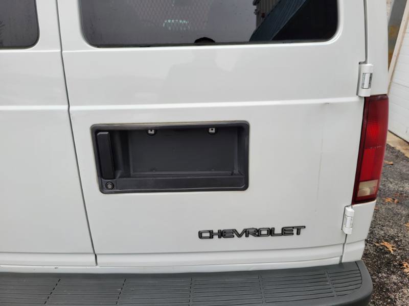 Used 2005 Chevrolet Astro image 20