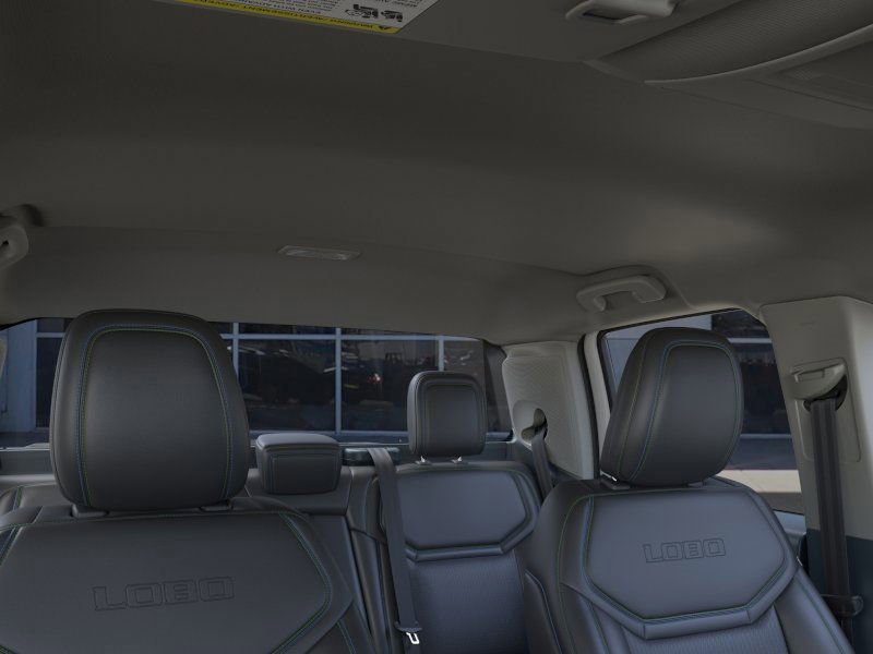 New 2025 Ford Maverick Lobo image 38