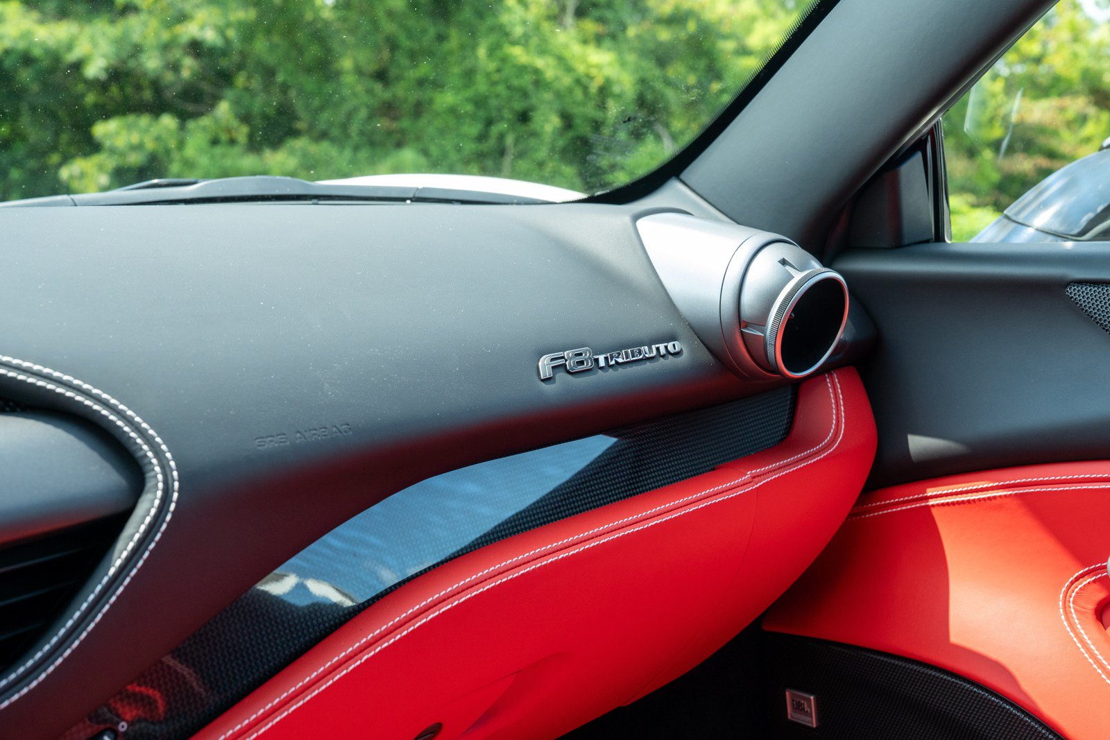 Used 2022 Ferrari F8 Tributo RWD image 41