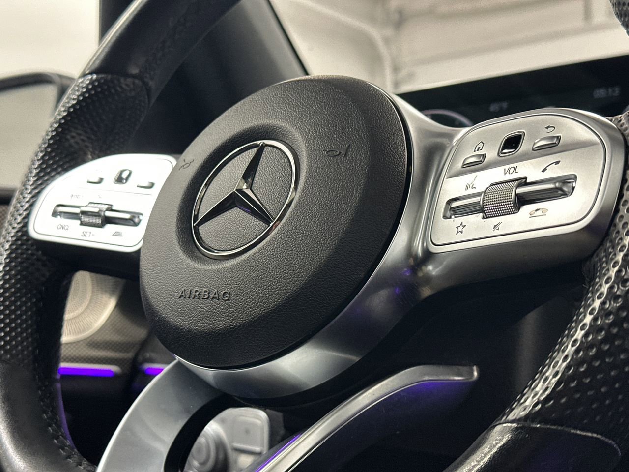 Used 2023 Mercedes-Benz GLS 580 4MATIC image 23