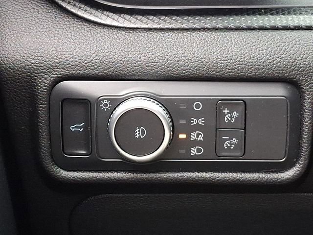 Used 2022 Ford Explorer ST-Line AWD/4WD image 28