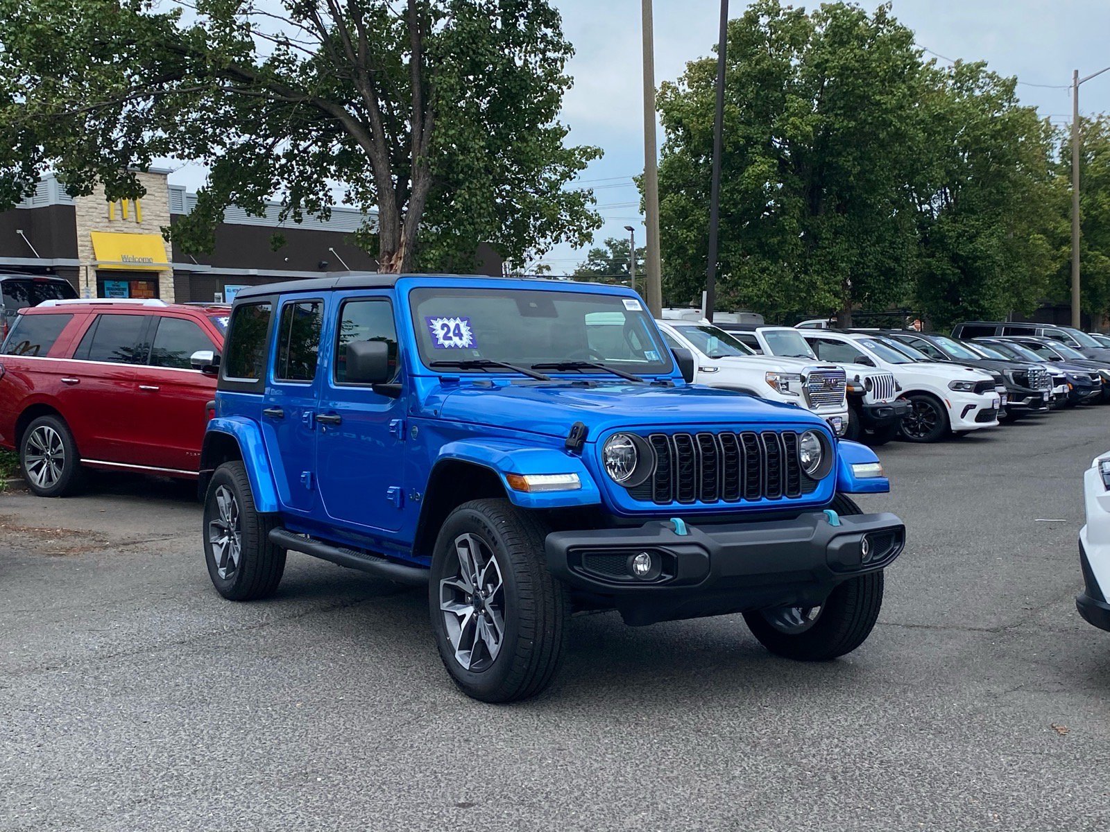 Used 2024 Jeep Wrangler Unlimited w/ Convenience Group