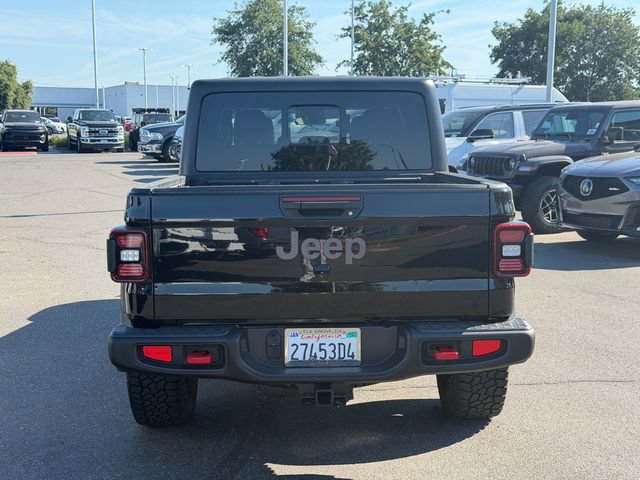 Used 2024 Jeep Gladiator Rubicon w/ Convenience Group AWD/4WD image 10