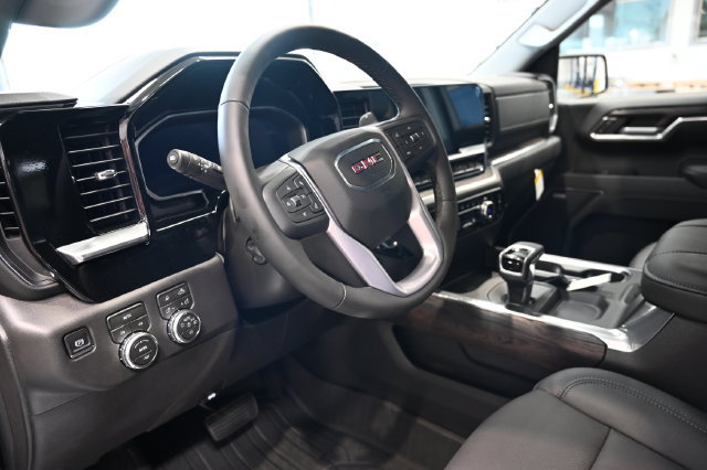 New 2026 GMC Sierra 1500 SLT w/ SLT Premium Package AWD/4WD image 23