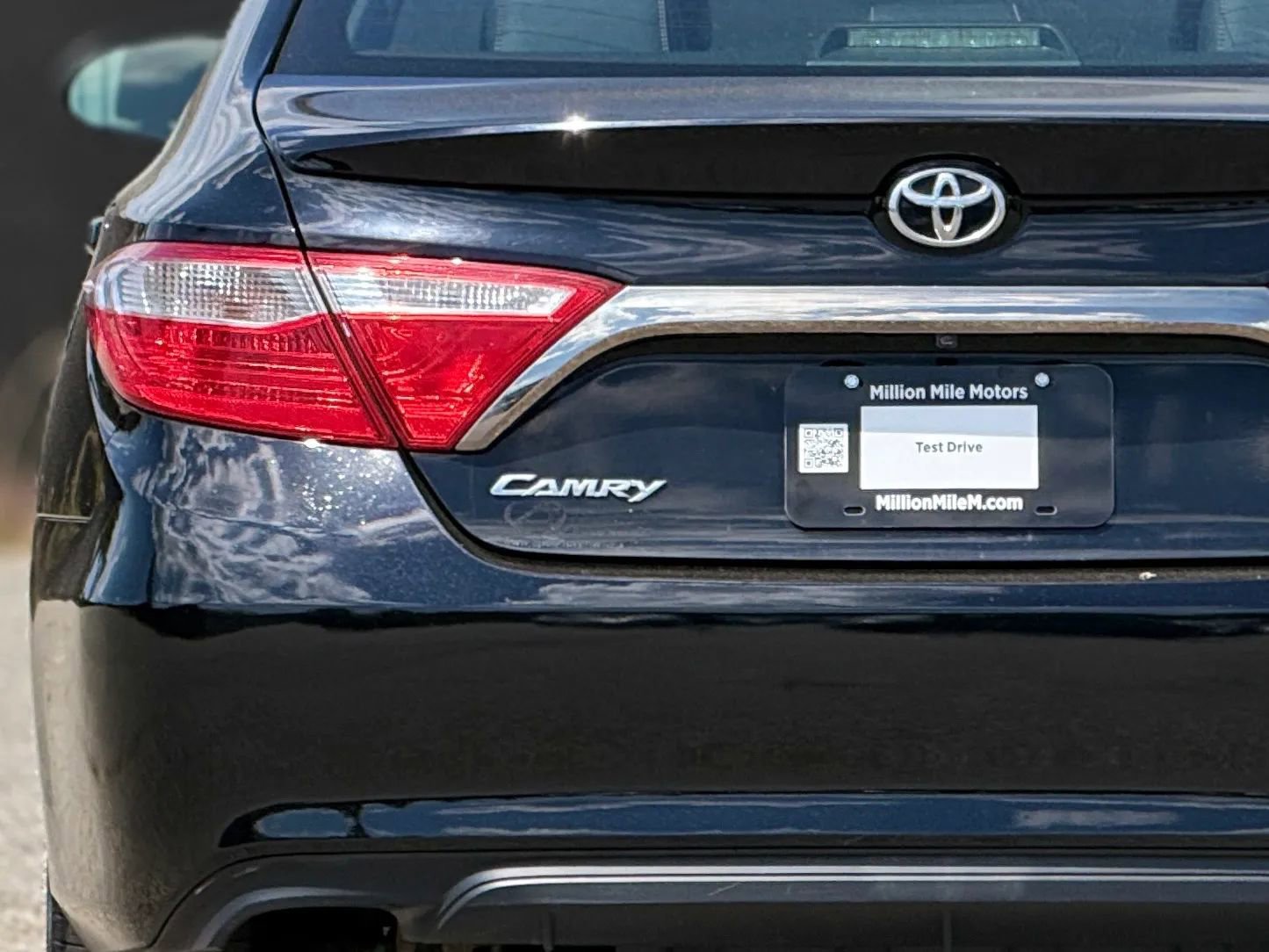 Used 2016 Toyota Camry SE image 13