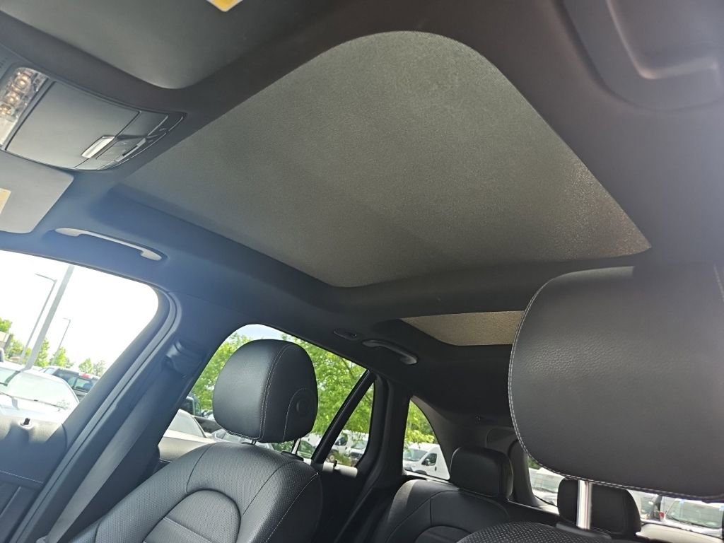Used 2018 Mercedes-Benz GLC 43 AMG 4MATIC image 16