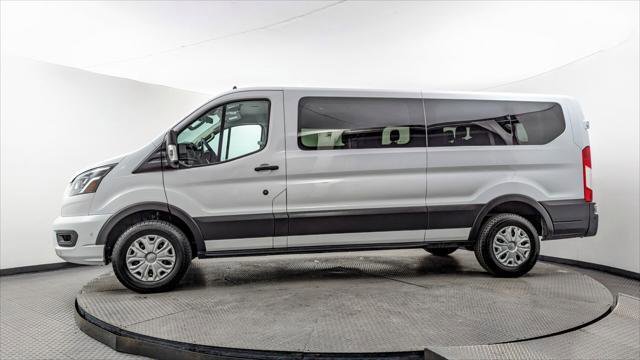 Used 2023 Ford Transit 350 XLT image 3